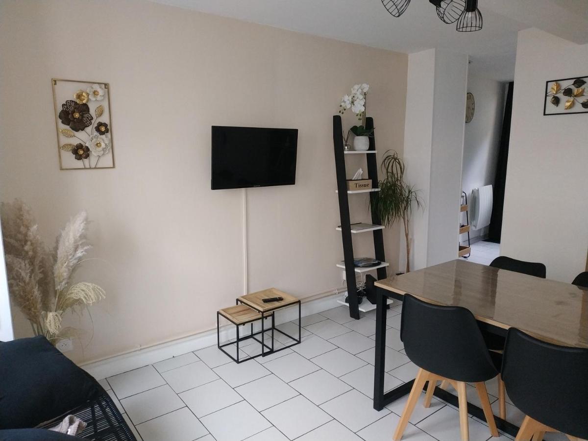 Вилла La Lillebonnaise Meuble Au Coeur De Lillebonne Экстерьер фото
